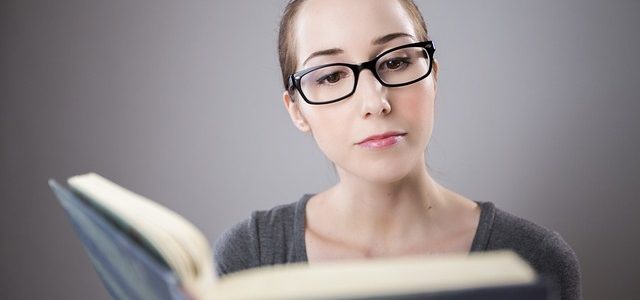 Découvrez les différents types de formes de lunettes de lecture pour un style et un confort optimaux